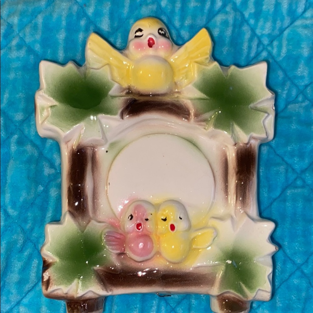 Bird wall pocket. Vintage.